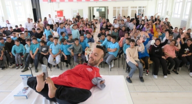 Bedensel Engelli Milli Yüzücü Yurtkölesi, Başarı Hikâyesiyle Öğrencilere İlham Oldu