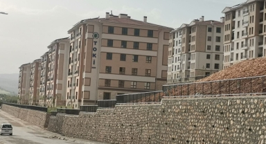 KAHRAMANMARAŞ'TA DEPREM SONRASI 15 BİN 980 KALICI KONUT TESLİM EDİLDİ