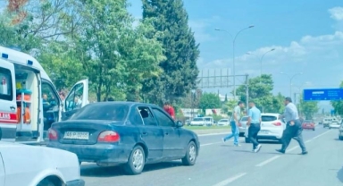 Kahramanmaraş’ta yolun karşısına geçmek isteyen yayaya otomobil çarptı