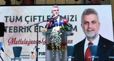 Kahramanmaraşlı 100 Çift, Toplu Düğünle Dünya Evine Girdi