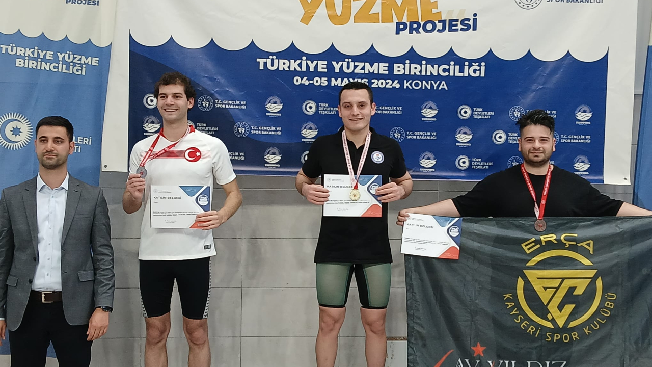 Kahramanmaraşlı Yüzücü Demir, Azerbaycan’da Türkiye’yi Temsil Edecek