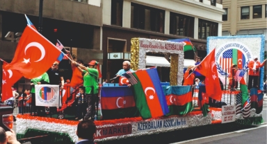New York'ta Geleneksel Türk Günü Yürüyüşü ve Festivali Heyecanı