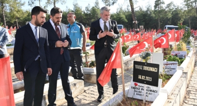 Başkan Görgel’den Bayramda Mezarlık Ziyareti