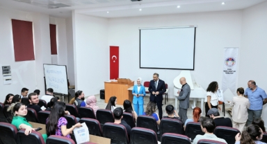Başkan Toptaş, üniversite öğrencilerinin final heyecanına ortak oldu