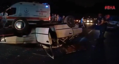 Kahramanmaraş’ta çekici ile çarpışan otomobil takla attı: 5 yaralı