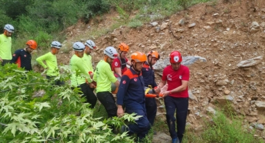 Kahramanmaraş’ta kanyonda mahsur kalan anne ve kızı son anda kurtarıldı