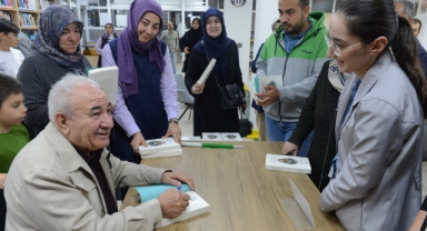 Vakkasoğlu; “Bize Yazma ve Konuşma Cesaretini Necip Fazıl Vermiştir”