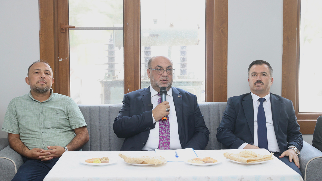 BAŞKAN AKPINAR, ŞEREFOĞLU MAHALLESİNDE VATANDAŞLARLA BİR ARAYA GELDİ