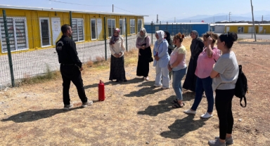 Büyükşehir İtfaiyesi, Vatandaşlara Yönelik Eğitim ve Tatbikatlarını Sürdürüyor
