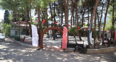 DULKADİROĞLU KÜMBET PARKI'NIN DEĞİŞİMİNİ TAMAMLADI