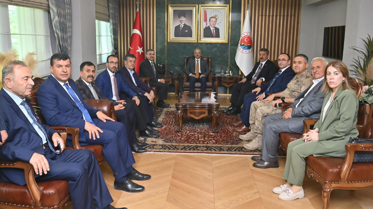 KALKINMA YOLU'NUN TÜRKİYE'YE AÇILAN KAPISI ŞIRNAK