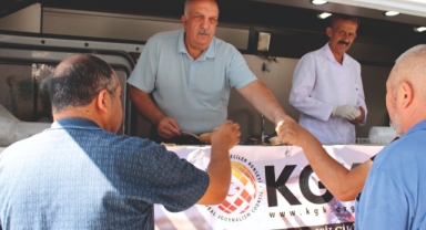 KGK’dan aşure etkinliği