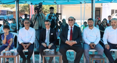 BAŞKAN AKPINAR, YENİKENT YÜZME HAVUZUNDA EĞİTİM GÖREN ÇOCUKLARIN HEYECANINA ORTAK OLDU.