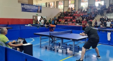 Büyükşehir, Uluslararası Masa Tenisi Turnuvasına Ev Sahipliği Yaptı