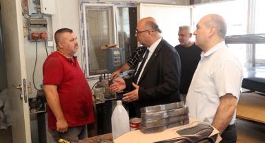 ESNAF KAN AĞLARKEN BİZ GÜLEMEYİZ ESNAFIN SORUNLARINI GÖRMEZDEN GELEMEYİZ