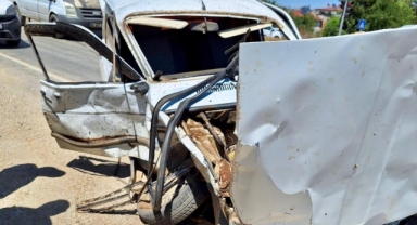 Göksun’da iki otomobil çarpıştı: 2 yaralı