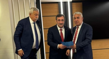 KMESOB Başkanı Ahmet Kuybu, Esnafın Sorunlarını Cumhurbaşkanı Yardımcısı Cevdet Yılmaz’a İletti