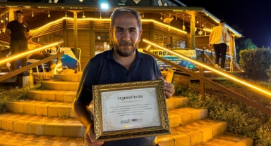 Büyükşehir Belediye Başkanı Fırat Görgel’den İbrahim Sarı’ya Teşekkür Belgesi
