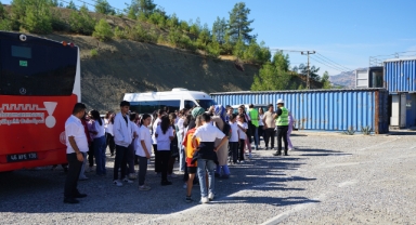 Büyükşehir, Dünya Temizlik Günü’nde Minik Çevre Gönüllülerini Ağırladı