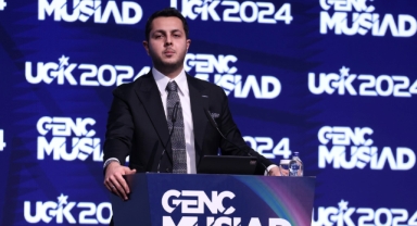 İhracat yapan gençlere Altın Konteyner ödülü verilecek
