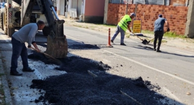 Büyükşehir, Andırın’da 11 Mahallenin Yolunu Yeniliyor