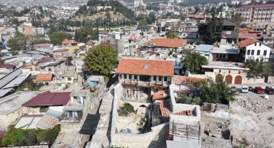 Büyükşehir, Tarihi Mekânlarda Asrın Felaketinin İzlerini Siliyor