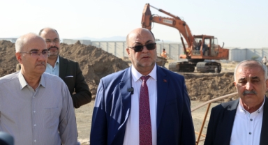 Dulkadiroğlu Belediye Başkanı Mehmet Akpınar, sanayi alanlarının yeniden canlanması ve güçlenmesi adına önemli çalışmalar yürüttüklerini vurguluyor. 