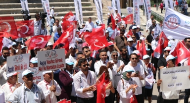 Eğitim Çalışanları, Öğretmenlik Meslek Kanunu’ndan Memnun Değil!