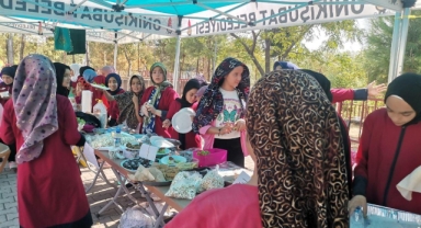 Kahramanmaraş'ta Gazze'ye Yönelik Hayır Çarşısı Kuruldu