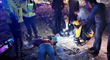 Kahramanmaraş’ta hafif ticari araç takla attı: 3 yaralı