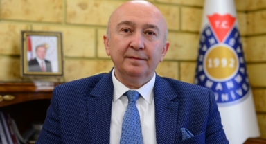 Rektörümüz Prof. Dr. Alptekin Yasım, “31 Ekim 1919: İlk Kurşun” Mesajı ile Sütçü İmam’ı Yâd Etti