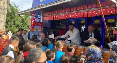 Yumurtalık ilçesinde 29 Ekim Cumhuriyet Bayramı coşkusu yaşandı