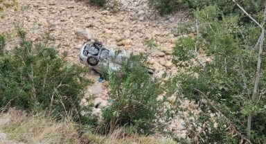 -Andırın’da otomobil şarampole devrildi: 1 ölü 2 yaralı