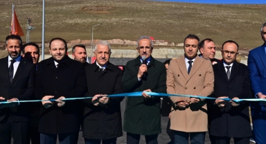 AŞIK ŞENLİK TÜNELİ VE ÇILDIR-AKTAŞ SINIR KAPISI YOLU HİZMETE AÇILDI...