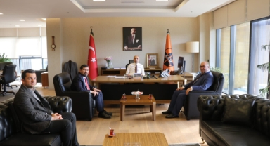 BAŞKAN AKPINAR’DAN DULKADİROĞLU’NUN ULAŞIMI İÇİN ANLAMLI ZİYARET
