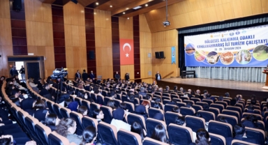 Başkan Toptaş; Turizmle çok daha güçlü ayağa kalkacağız