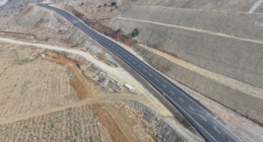 Büyükşehir, Türkoğlu Acil Durum Hastanesi Yolunu Tamamladı