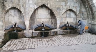 Kahramanmaraş’ta Tarihi Kanlı Köprü, 15. Yüzyıldan Beri Dimdik Ayakta!