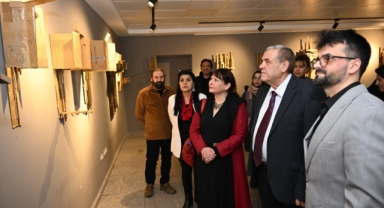 Atık Kartonlar Sanata Dönüştü