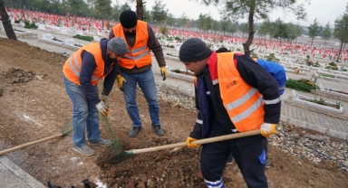 Büyükşehir Kapıçam’da Çevre Düzenleme Çalışmalarını Sürdürüyor