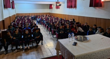 Daha Temiz Kahramanmaraş İçin… Büyükşehir’den Okullarda Farkındalık Çalışması