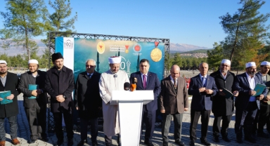 Deprem Şehitleri İçin 1001 Hatim Programı Başlatıldı