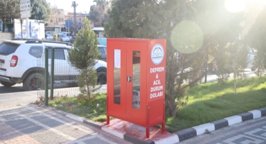 DULKADİROĞLU'NDA GÜVENLİ YARINLAR İÇİN ACİL DURUM DOLAPLARI KURUYORUZ