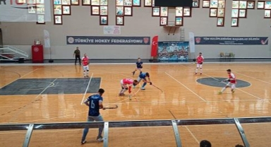 Kahramanmaraş Hokey Takımı, Salon Süper Lig'deki İlk Müsabakasında 5-5 Beraberlik Elde Etti