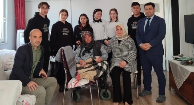 Kahramanmaraş’ta öğrenciler yüreklere dokundu