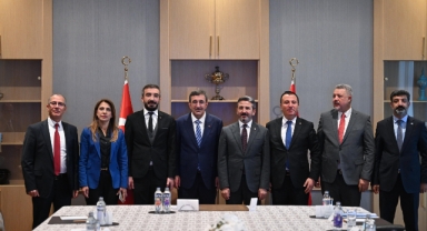 KMTSO BAŞKANI BULUNTU’DAN CUMHURBAŞKANI YARDIMCISI YILMAZ’A ZİYARET