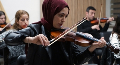 Müziğe Gönül Verenler KAMEK’in Keman Kursunda Buluştu