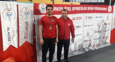 Öğrencimiz Mehmet Arda Büyükdereli Türkiye Şampiyonu Oldu!