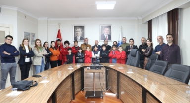 Rektör Bakan Dünya Şampiyonu Öğrencileri Konuk Etti