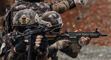 Türk Savunmasının SARSILMAZ’ı, Vietnam'da